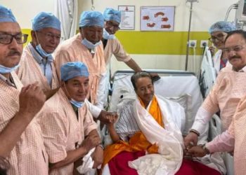 26 दिवसांनंतर सोनम वांगचुक यांचे उपोषण संपले; जे. पी. नड्डा यांच्याशी चर्चेनंतर निर्णय, सरकारने तीन महत्त्वाच्या मागण्यांवर दिले आश्वासन