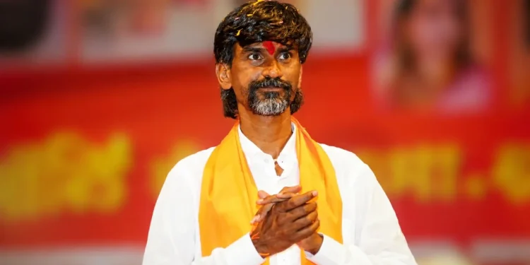 मनोज जरांगे पाटील पोहोचले जंतर-मंतरवर, अभिजीत दिपकेंनी मानले जरांगेंचे आभार