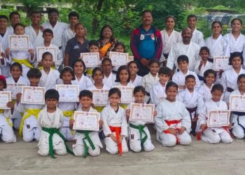 पोलिस स्पोर्ट्स अकादमी व आर. जे. स्पोर्ट्स अकादमीची वार्षिक बेल्ट परीक्षा उत्साहात संपन्न