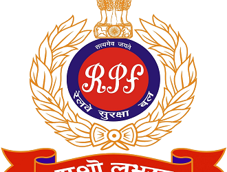 RPFचा बनावट गणवेश घालून रेल्वेस्थानकात फिरणारी २१ वर्षीय तरुणी ताब्यात; लग्नासाठी करत होती दिशाभूल
