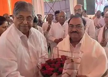 भाजप वाढविण्यापासून महाराष्ट्र घडविण्यापर्यंत खडसेंचे मोठे योगदान; चंद्रकांत पाटलांची मुक्ताईनगरात सदिच्छा भेट