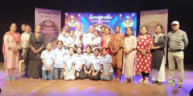 जल्लोष लोककलेचा स्पर्धेत अनुभूती इंग्लिश मिडीयम स्कूल प्रथम ; राज्यस्तरीय महाअंतिम फेरीसाठी निवड