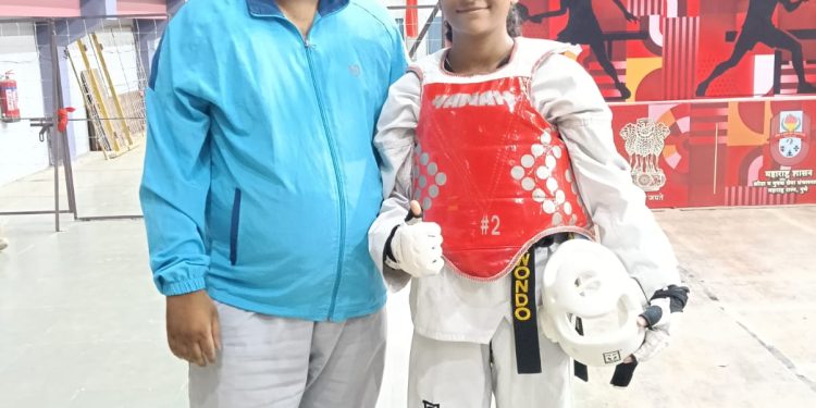 शालेय राज्य स्पर्धेसाठी जळगाव जिल्हा तायक्वांडो असोसिएशनच्या खेळाडूंची निवड