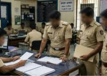 तरुणीच्या फिल्मी स्टाईल भूमिकेने पोलीसही चक्रावले: अपहरण–बलात्काराच्या तक्रारीनंतर थेट तरुणाच्या घरी वास्तव्य
