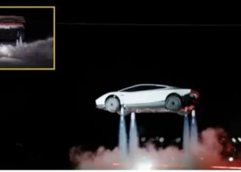 Tesla Roadster Video : ‘हवेत उडणारी कार’? Elon Musk यांनी स्वप्न प्रत्यक्षात उतरवले; सेकंदात ६०ची स्पीड अन् ग्रॅव्हिटीची ऐशीतैशी…